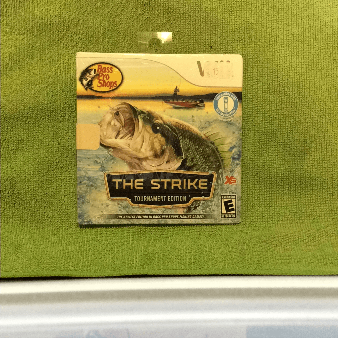 Bass Pro Shops: The Strike - Tournament Edition (Sleeve Style)